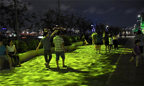 首頁(yè)插圖8 燈光裝置照明設(shè)計(jì)